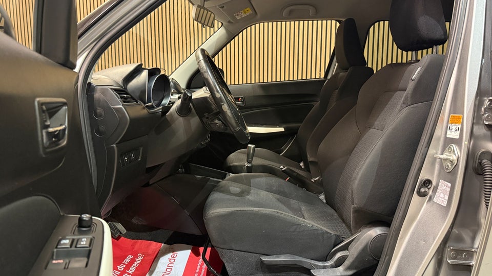 Suzuki Swift 1,2 Dualjet SHVS Exclusive 5d