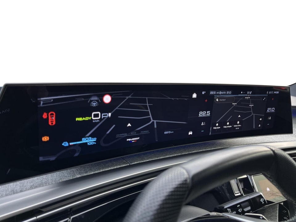 Peugeot e-3008 77 GT 5d