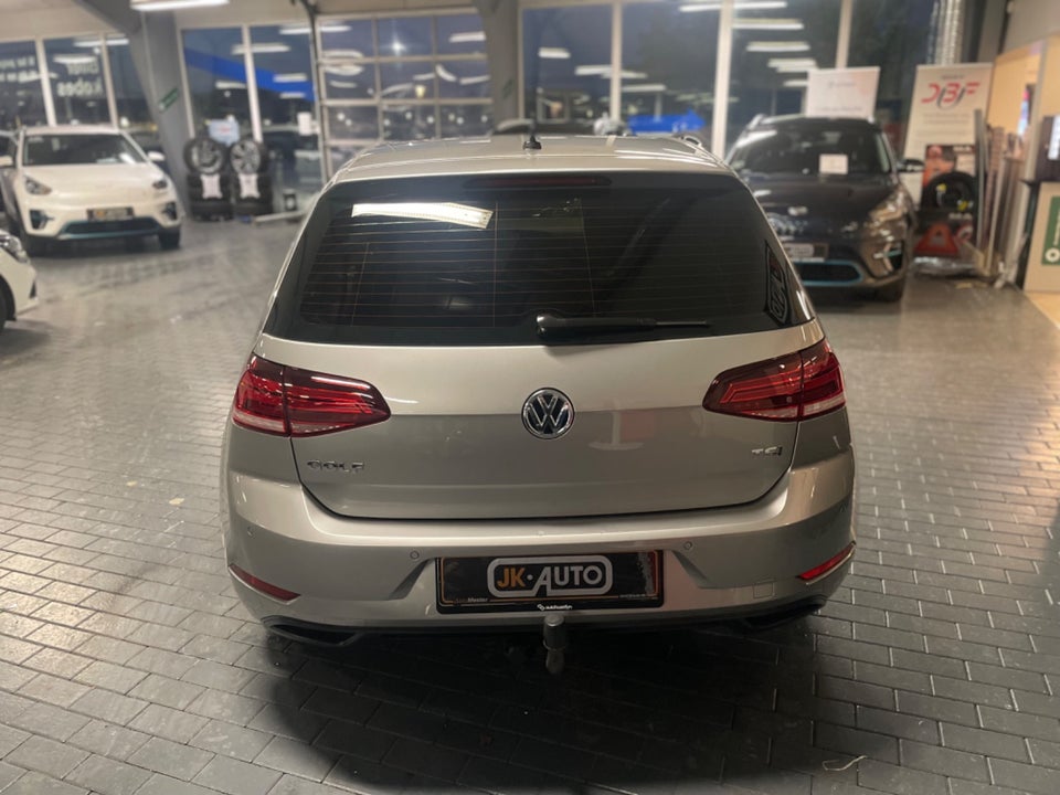 VW Golf VII 1,0 TSi 85 Trendline 5d