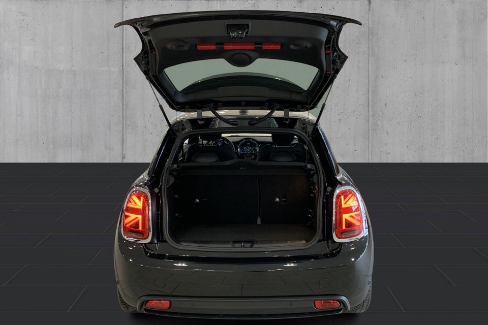 MINI Cooper SE Classic Trim 3d