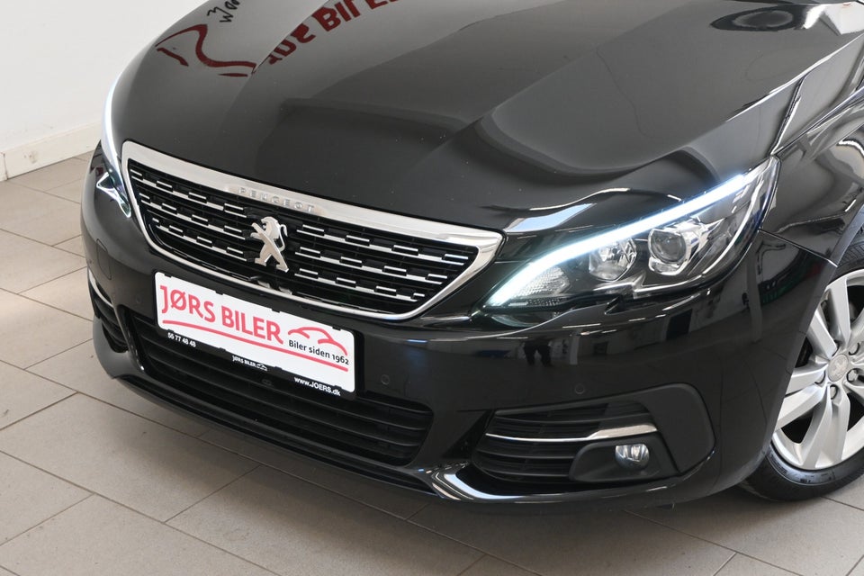 Peugeot 308 1,6 BlueHDi 120 Allure Sky SW 5d