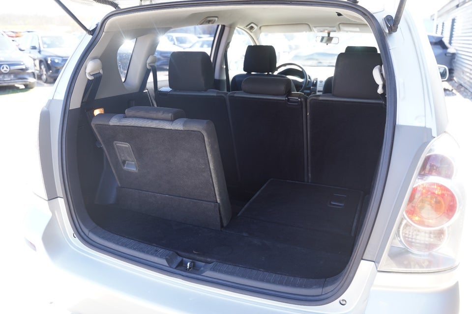 Toyota Corolla Verso 1,8 Terra 7prs 5d