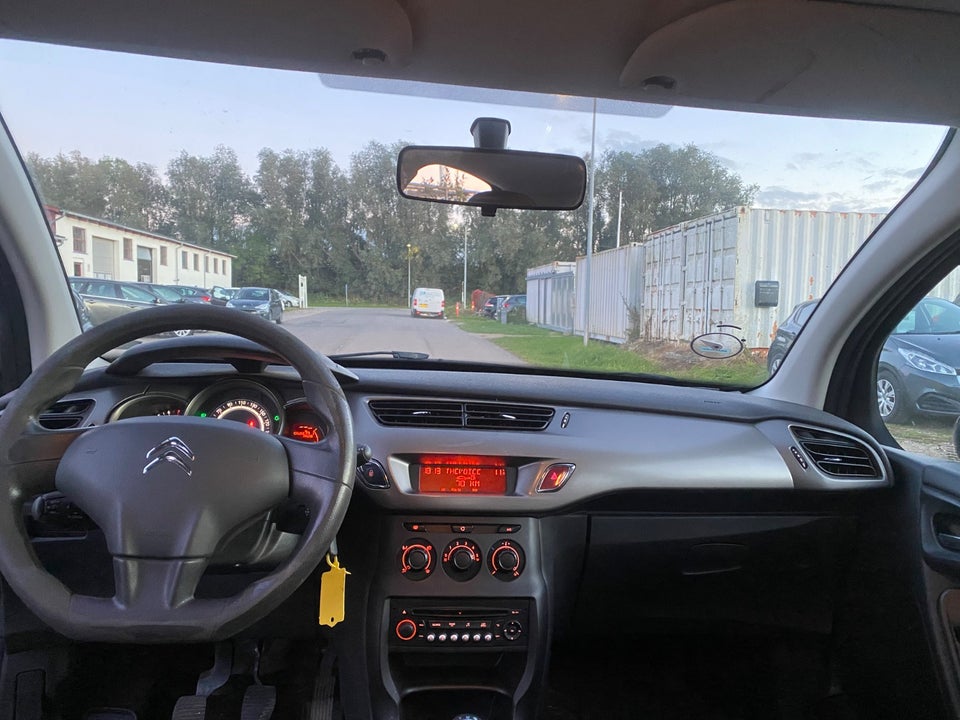 Citroën C3 1,0 VTi 68 Attraction 5d