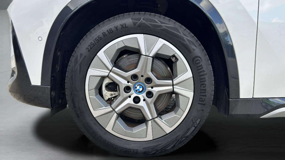 BMW iX1 xDrive30 5d