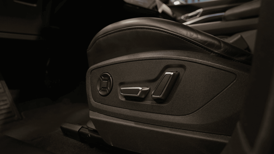 Audi e-tron 55 S-line quattro 5d