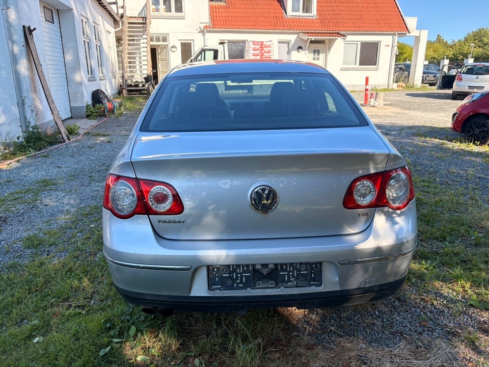 VW Passat 1,8 TSi 160 Comfortline 4d
