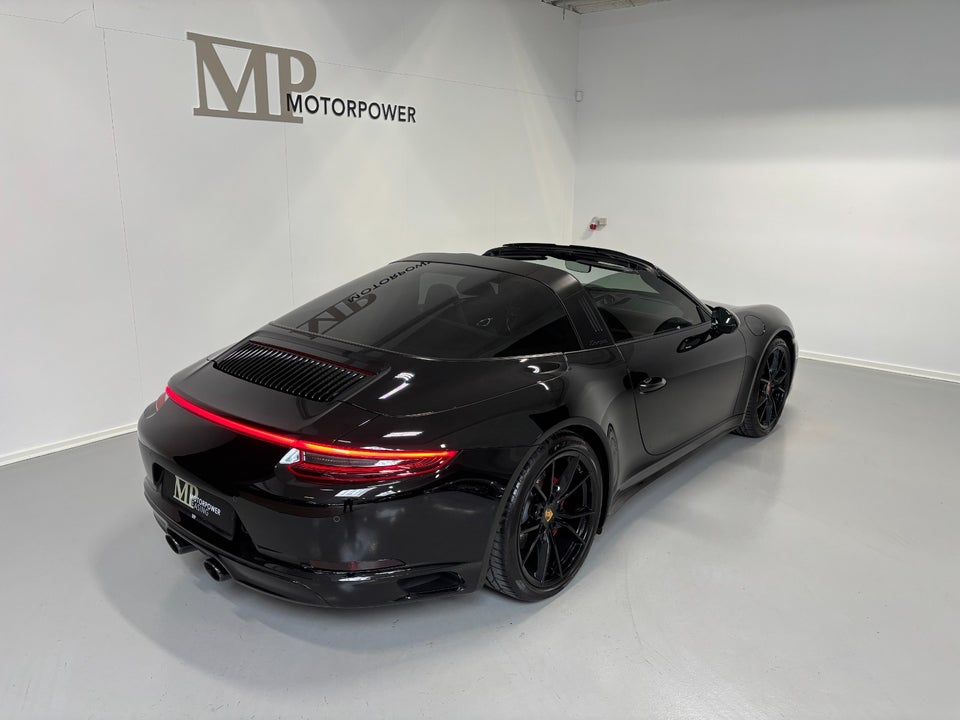 Porsche 911 Targa 4S 3,0 PDK 2d