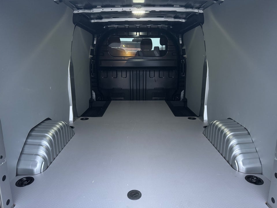 Maxus e-Deliver 7 88 L2H1 Kassevogn