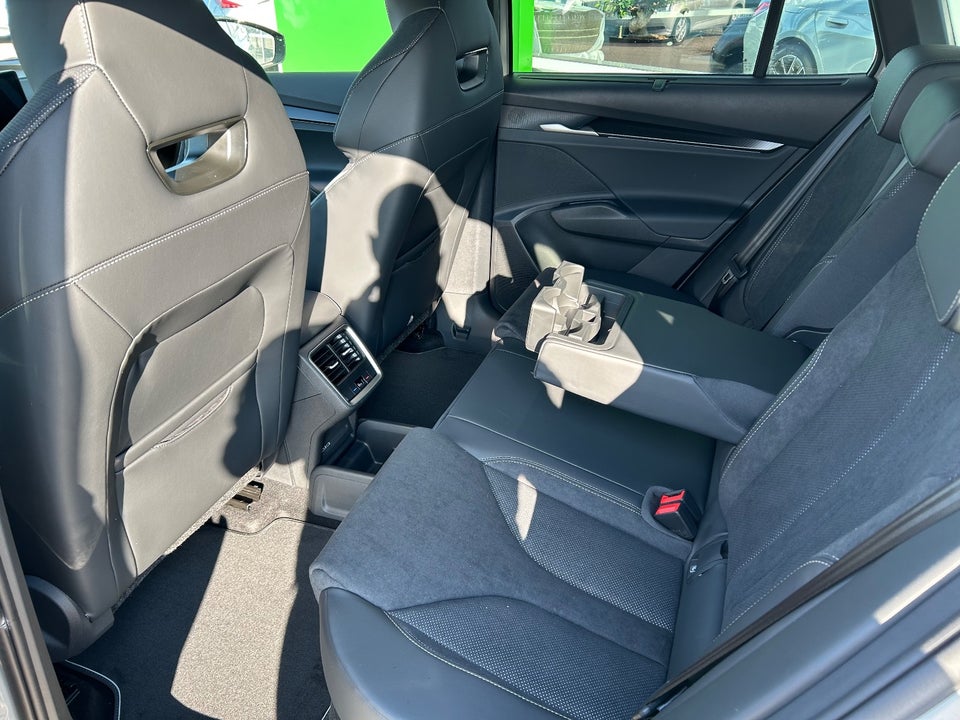 Skoda Elroq 85 iV Sportline 5d