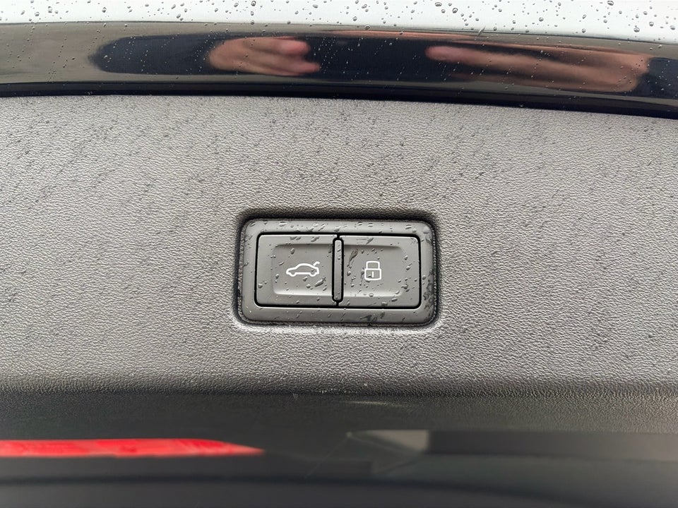 Audi Q4 e-tron 40 Attitude 5d