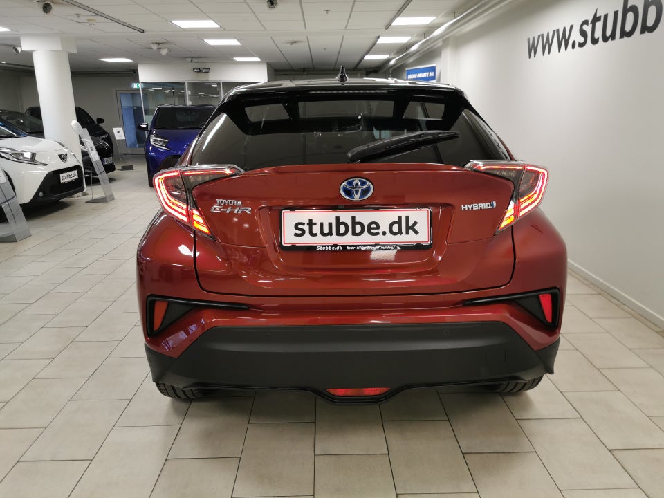 Toyota C-HR 1,8 Hybrid Premium Selected CVT 5d