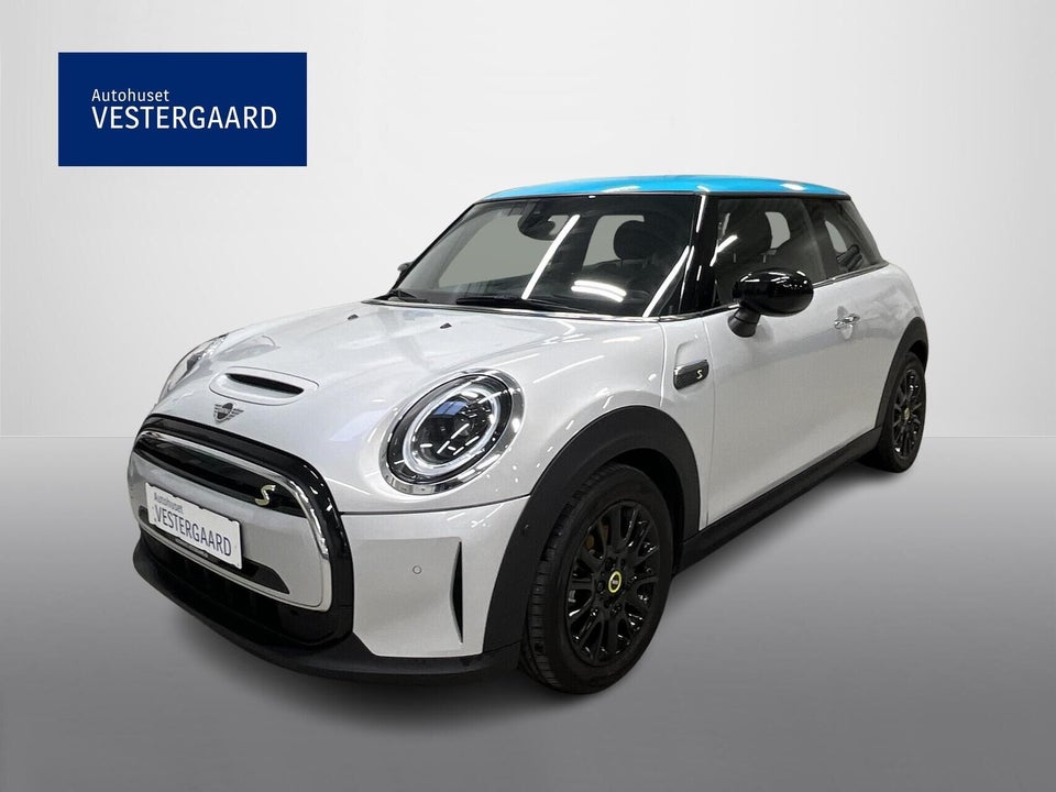 MINI Cooper SE Classic Trim 3d
