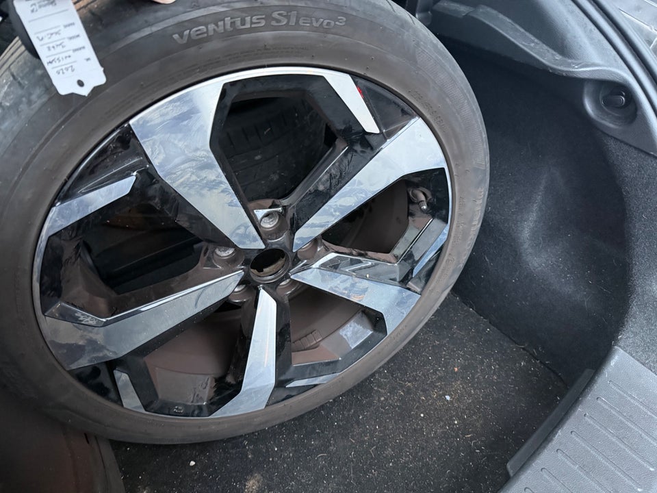 Nissan Juke 1,0 Dig-T 117 Tekna DCT 5d