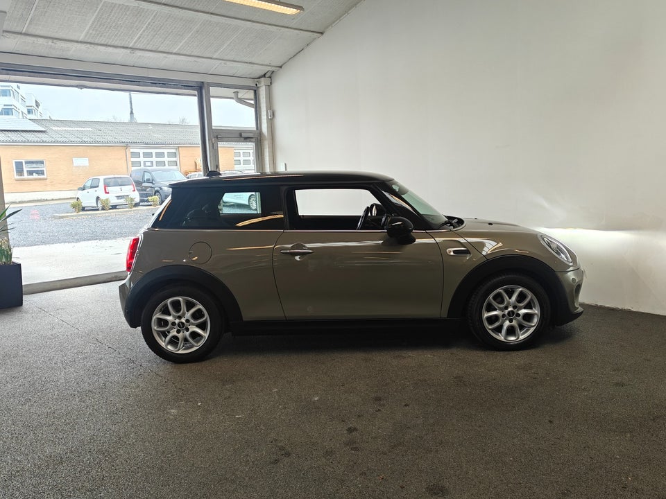 MINI Cooper 1,5 Essential aut. 3d