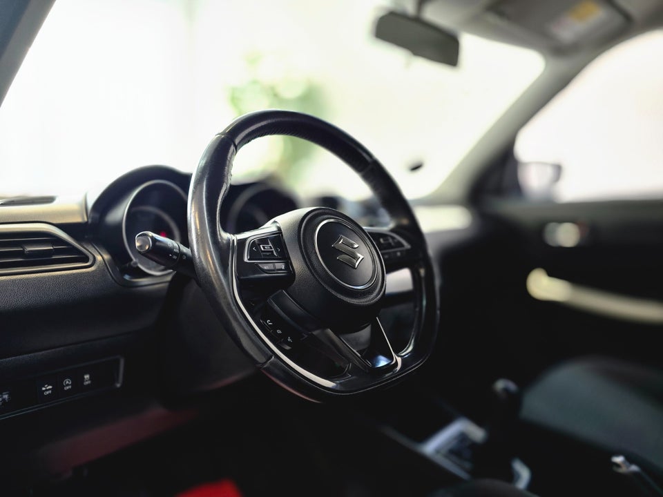 Suzuki Swift 1,2 Dualjet mHybrid Action 5d