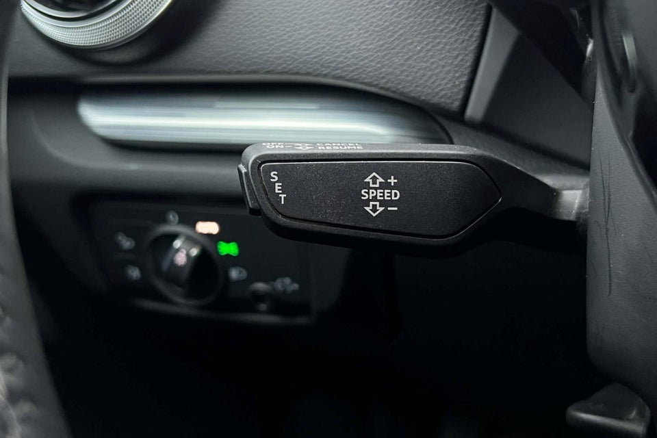 Audi A3 35 TFSi Sport Limited S-tr. 4d