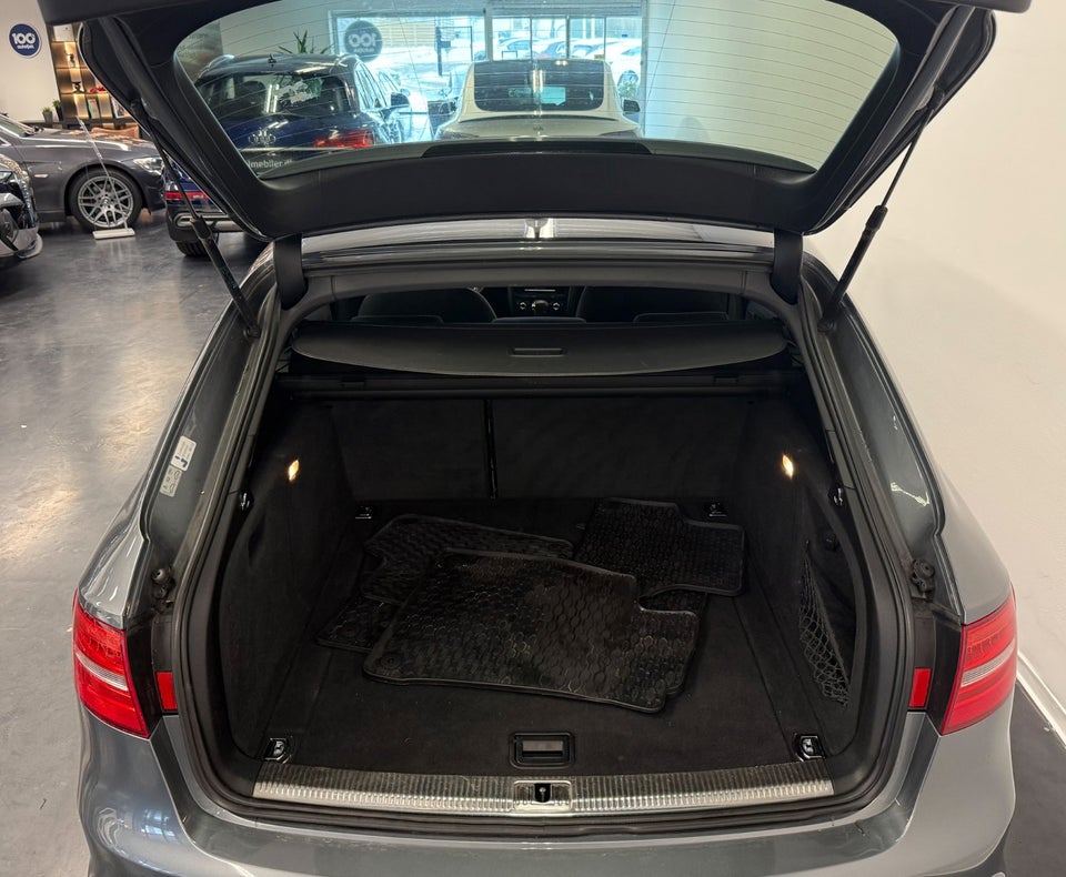 Audi A4 2,0 TDi 177 S-line Avant Multitr. 5d