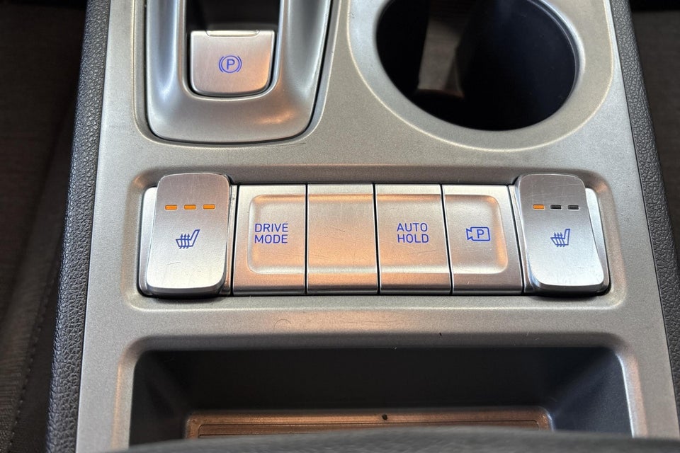 Hyundai Kona 64 EV Business 5d