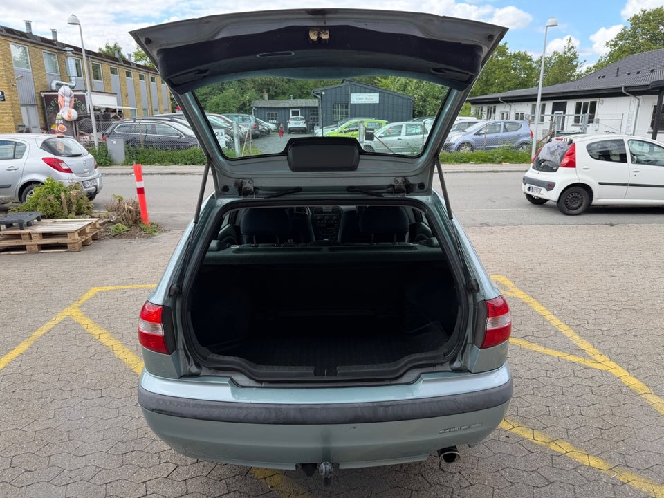 Volvo V40 1,8 Jubilæum 5d