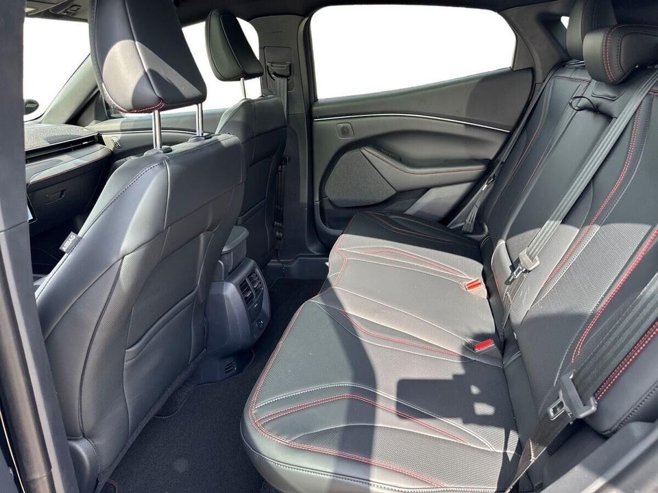 Ford Mustang Mach-E 91 Premium Extended Range AWD 5d