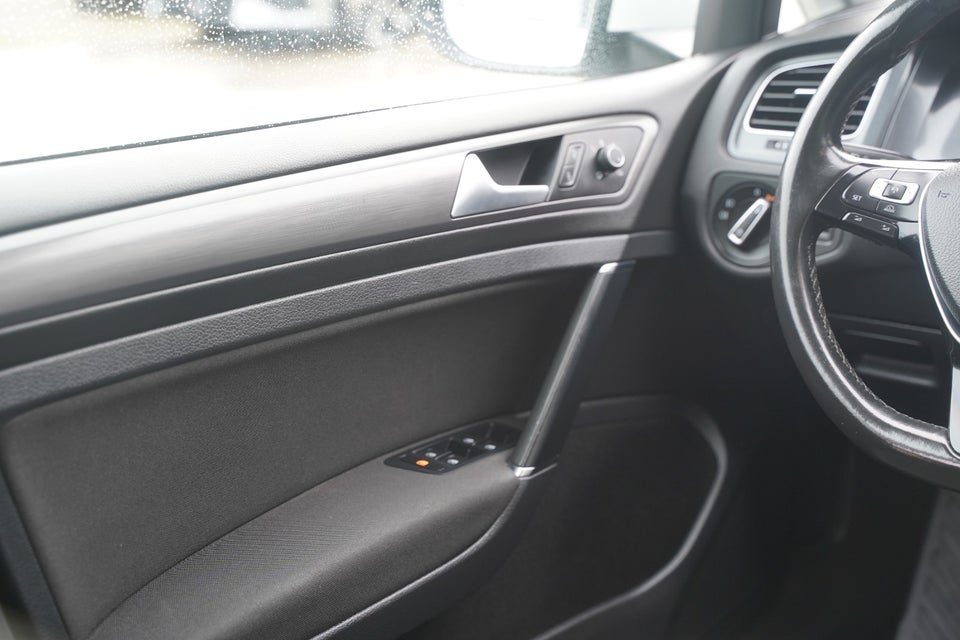 VW Golf VII 1,4 TSi 125 Comfortline DSG 5d