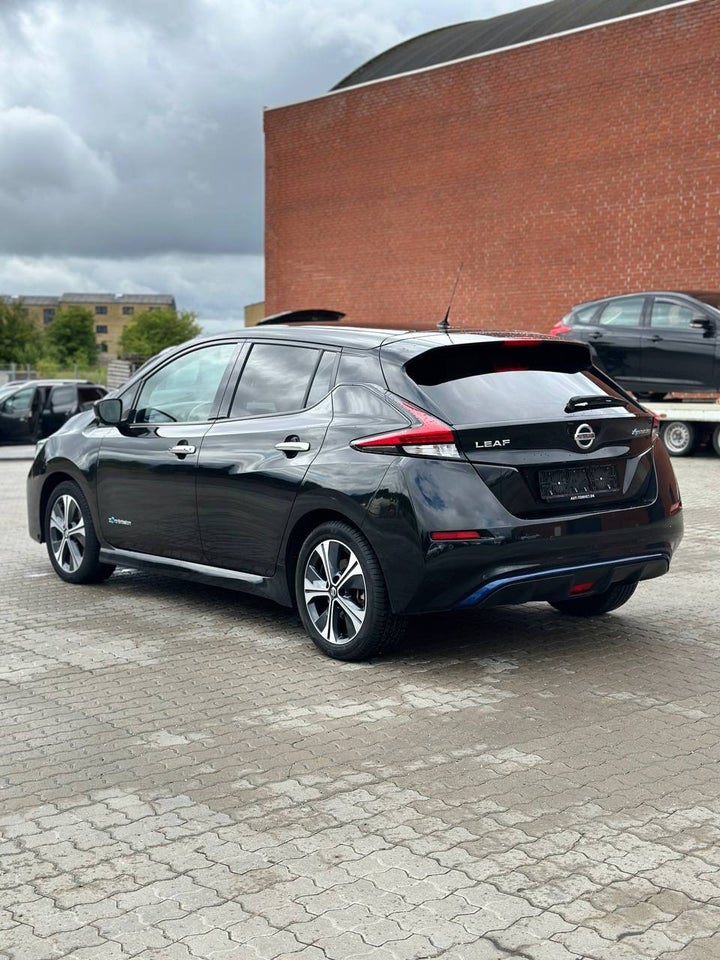 Nissan Leaf 40 Acenta 5d