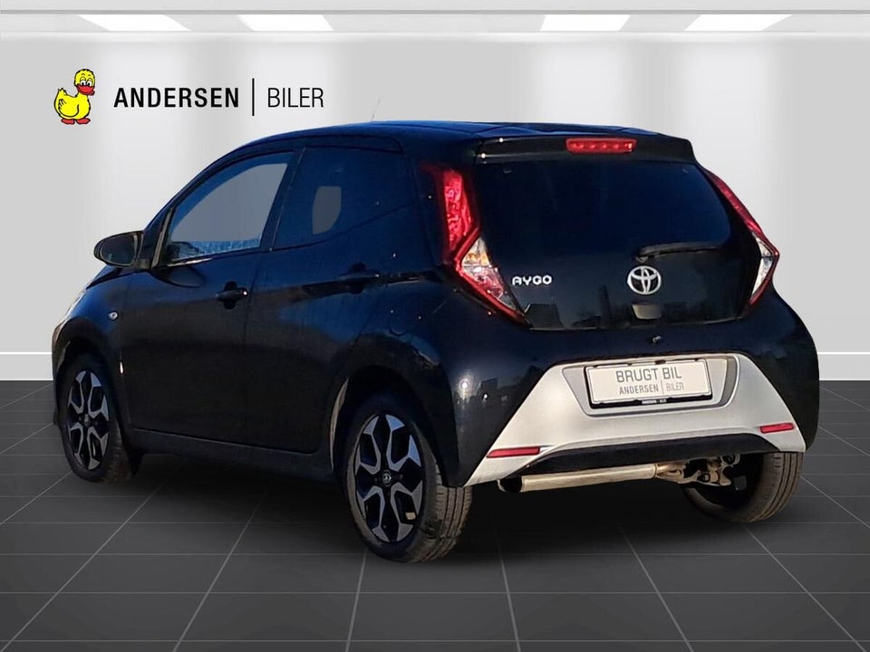 Toyota Aygo 1,0 VVT-i x-press 5d