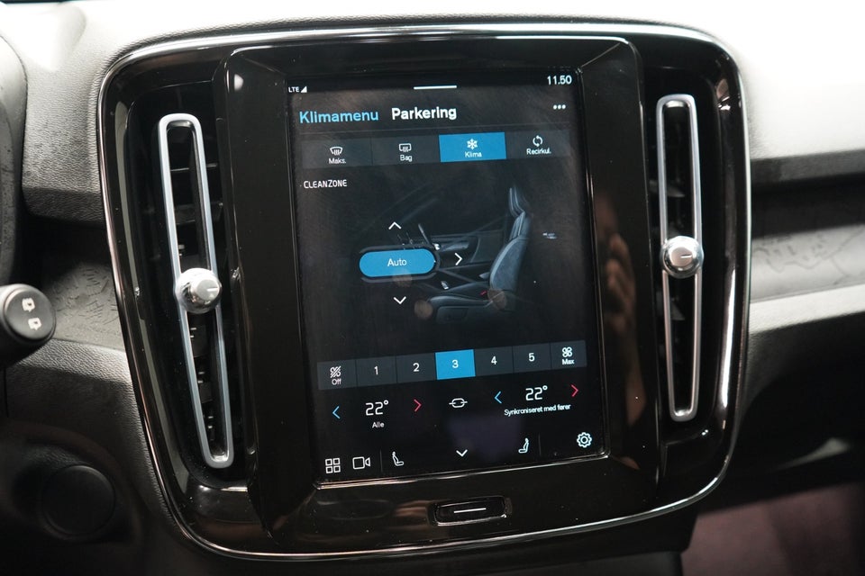 Volvo XC40 P8 ReCharge Twin Plus 5d