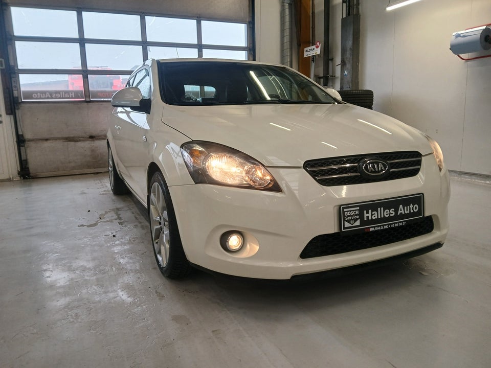 Kia Ceed 1,6 CRDi Sport 5d