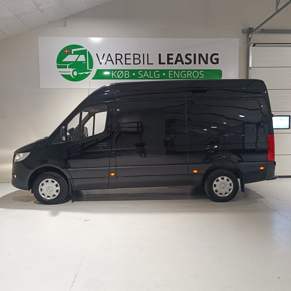Mercedes Sprinter 319 3,0 CDi A2 Kassevogn aut. RWD
