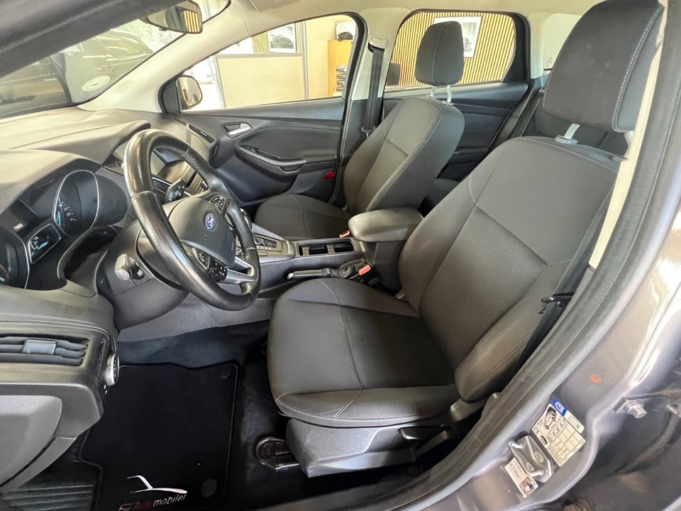 Ford Focus 1,0 SCTi 125 Business stc. aut. 5d