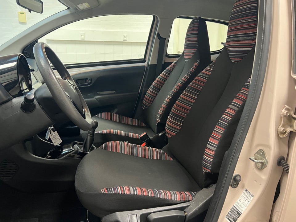 Citroën C1 1,0 VTi Attaque 5d