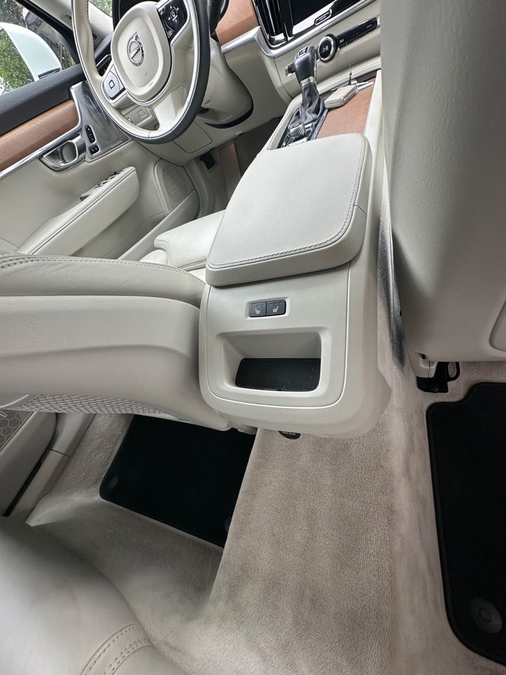 Volvo V90 2,0 T5 250 Inscription aut. 5d