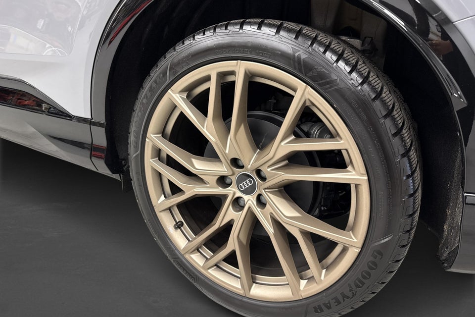 Audi Q4 e-tron 45 S-line Edition 5d