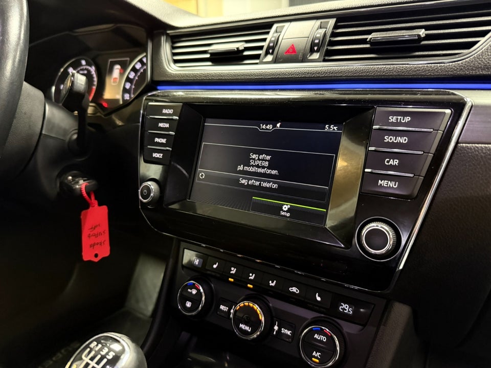 Skoda Superb 2,0 TDi 150 Ambition Combi 5d