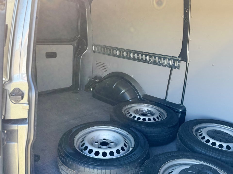 VW Transporter 2,0 TDi 150 Autotransporter DSG 2d