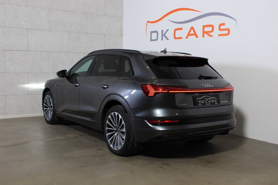 Audi e-tron 55 S-line quattro 5d