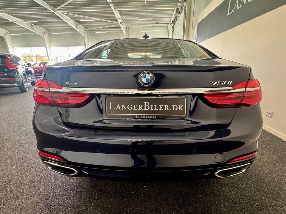 BMW 750i 4,4 xDrive aut. 4d