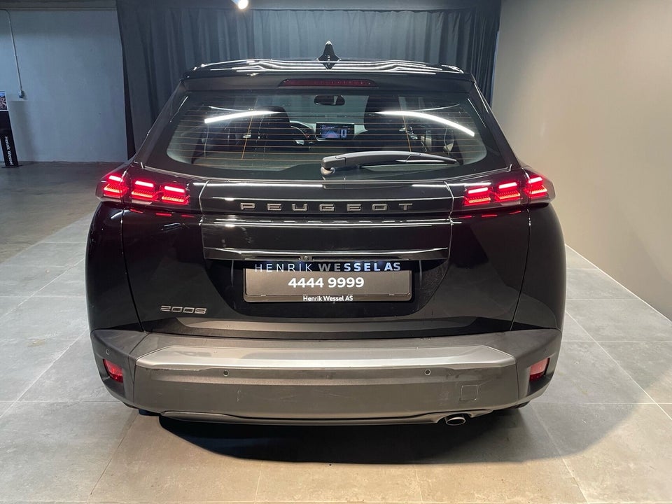 Peugeot 2008 1,2 PureTech 100 Black Limited 5d