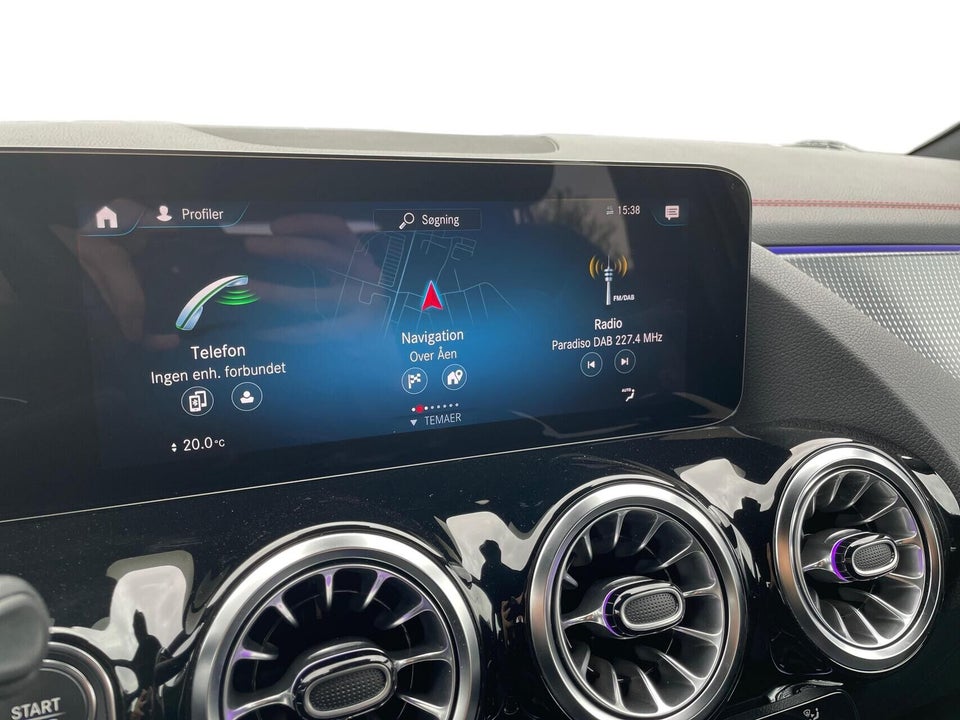 Mercedes EQA300 AMG Line 4Matic 5d