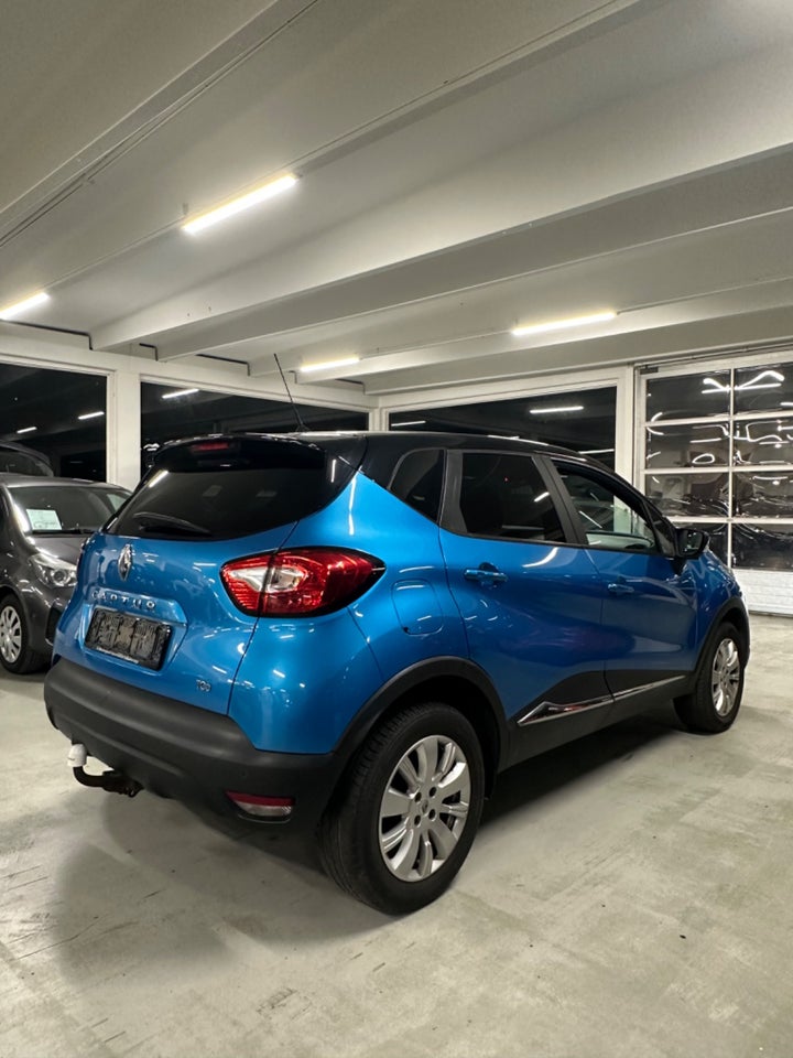 Renault Captur 0,9 TCe 90 Expression 5d