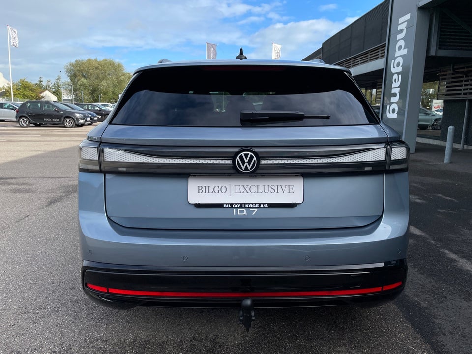 VW ID.7 77 Pro Tourer 5d
