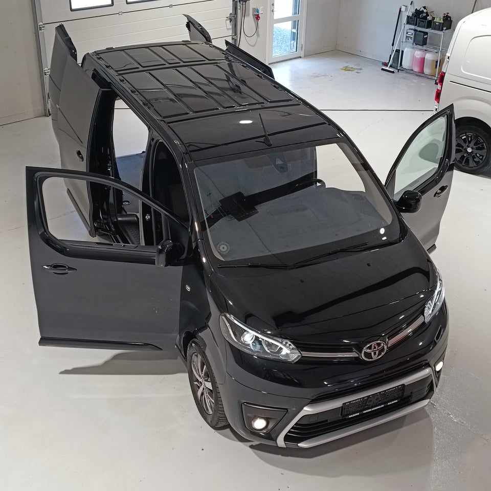 Toyota ProAce 2,0 D 177 Medium Comfort Master aut. 6d