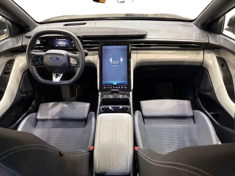 Ford Capri 77 Select Extended Range 5d