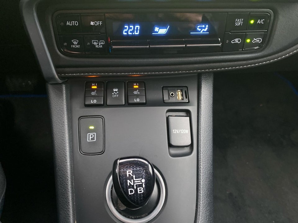 Toyota Auris 1,8 Hybrid H2 Comfort CVT 5d