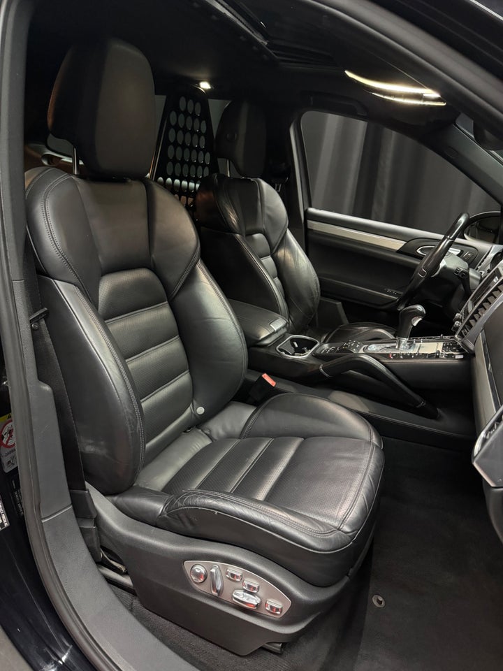 Porsche Cayenne S 4,8 Tiptr. Van 5d