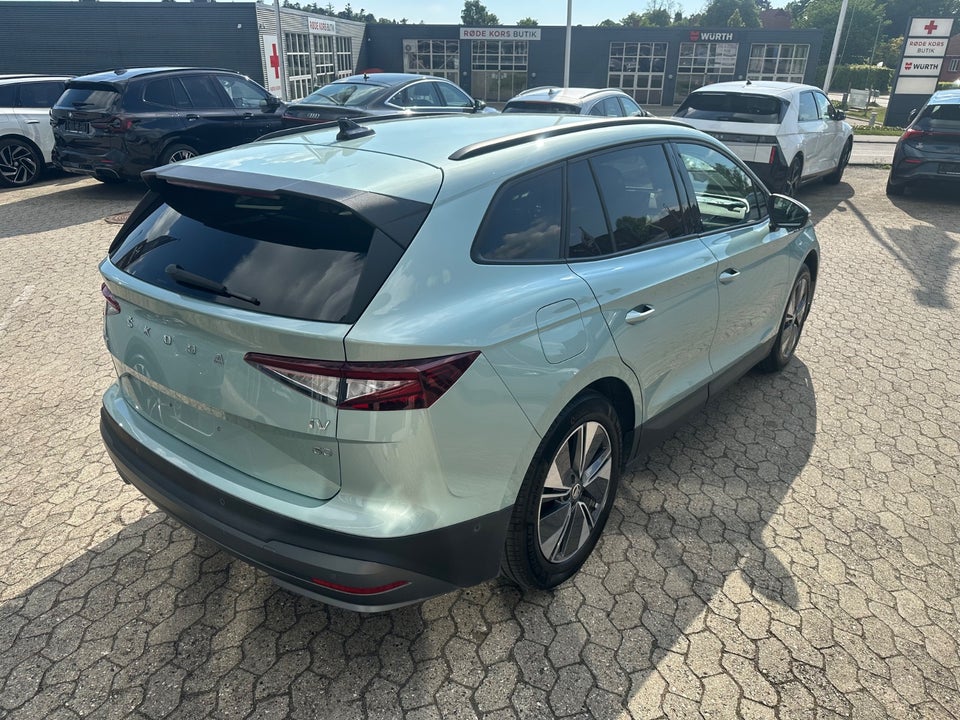 Skoda Enyaq 60 iV Loft 5d