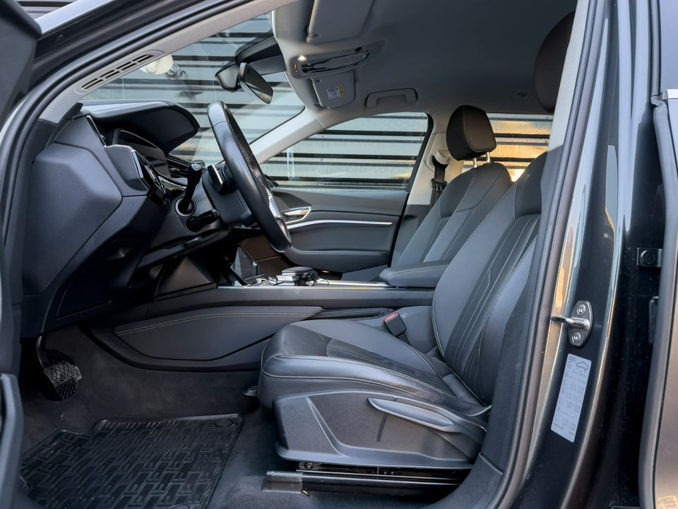 Audi e-tron 50 quattro 5d