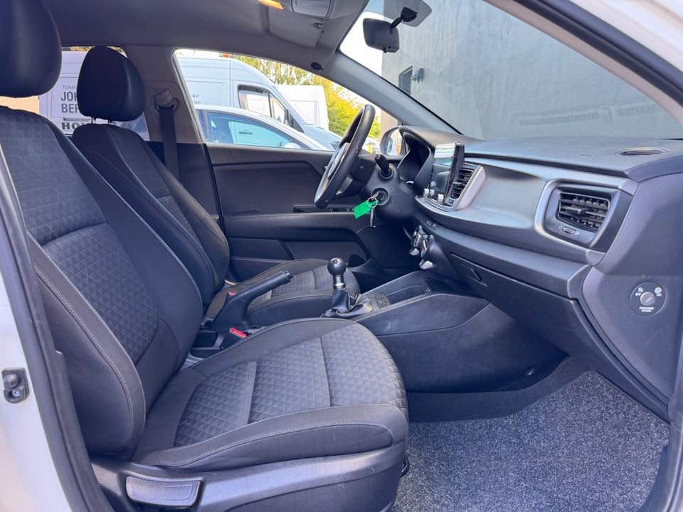 Kia Rio 1,2 CVVT Base 5d