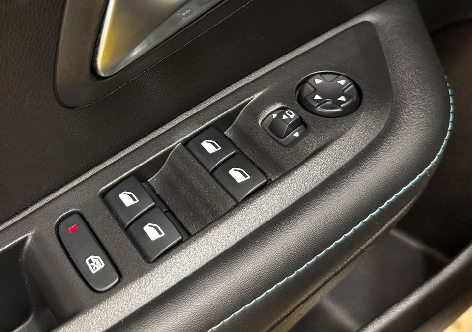 Peugeot 208 1,5 BlueHDi 100 Allure 5d